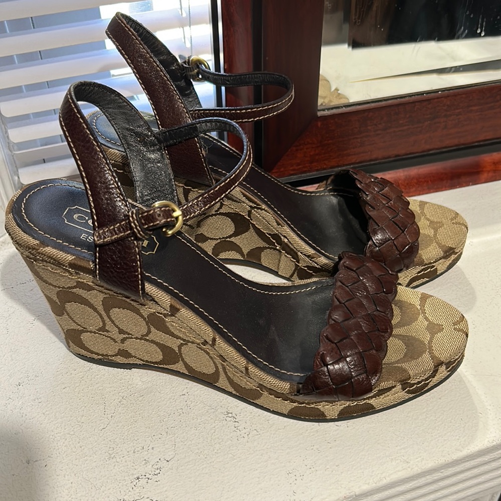 Vintage Coach Sandales